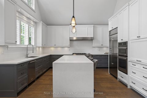 Photo 12 at 231 Cherryhill Road, BR Bronte, Oakville