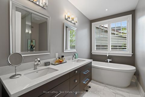 Photo 23 at 231 Cherryhill Road, BR Bronte, Oakville