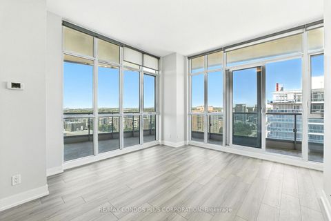 Photo 2 at Lph15 - 9471 Yonge Street, Observatory, Richmond Hill