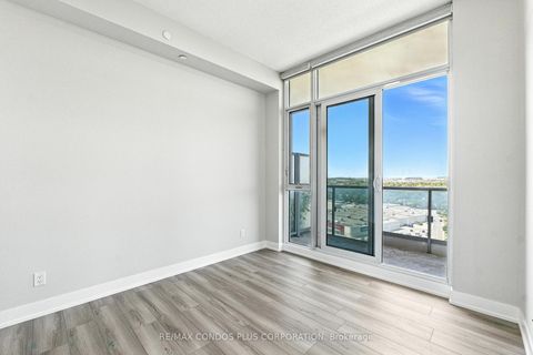 Photo 9 at Lph15 - 9471 Yonge Street, Observatory, Richmond Hill