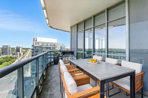 Photo 12 at Lph15 - 9471 Yonge Street, Observatory, Richmond Hill