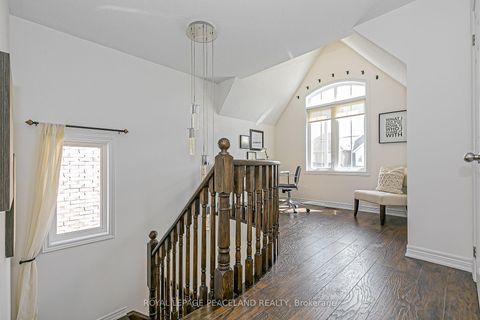 Photo 17 at 10 Pavlova Crescent, Oak Ridges, Richmond Hill