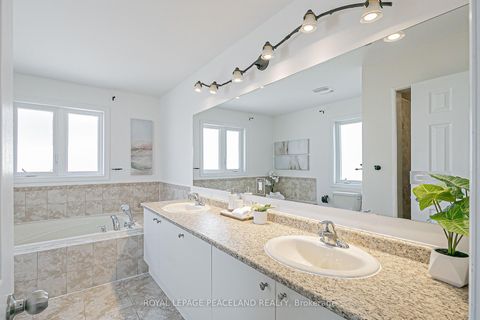 Photo 27 at 10 Pavlova Crescent, Oak Ridges, Richmond Hill