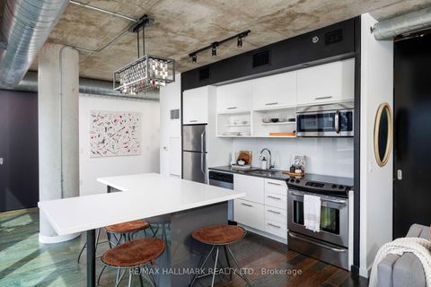 Photo 4 at 1109 - 51 Trolley Crescent, Moss Park, Toronto