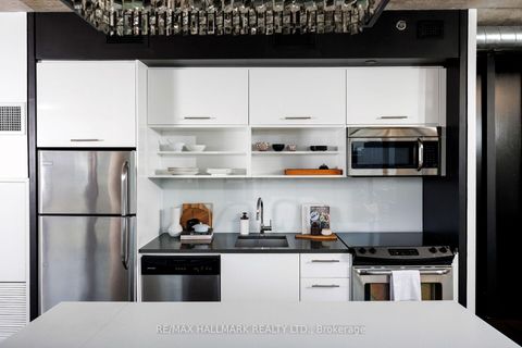 Photo 5 at 1109 - 51 Trolley Crescent, Moss Park, Toronto