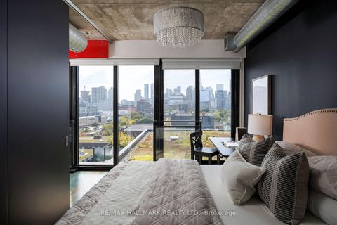 Photo 11 at 1109 - 51 Trolley Crescent, Moss Park, Toronto