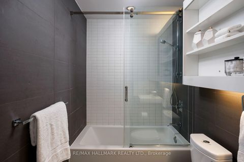 Photo 13 at 1109 - 51 Trolley Crescent, Moss Park, Toronto