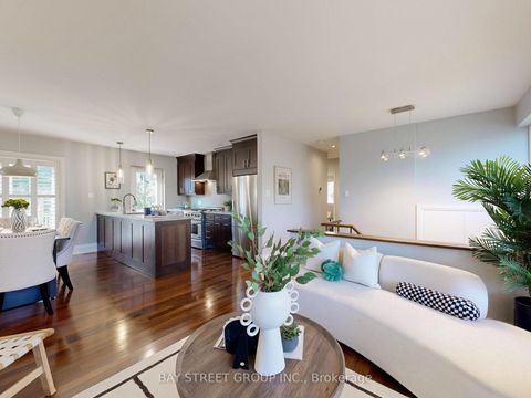 Photo 7 at 8 Overton Crescent, Don Mills, Toronto