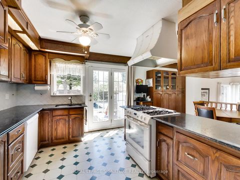 Photo 13 at 1 Kencliff Crescent, Bendale, Toronto