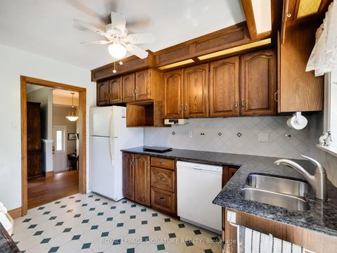 Photo 14 at 1 Kencliff Crescent, Bendale, Toronto