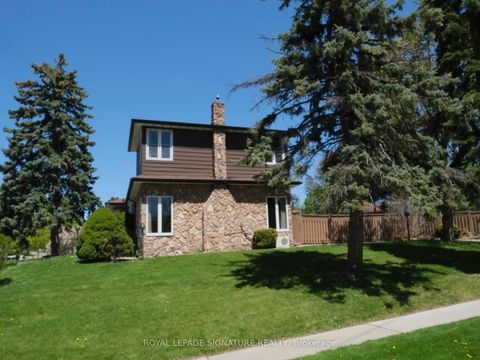 Photo 38 at 1 Kencliff Crescent, Bendale, Toronto