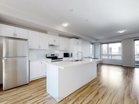 Photo 7 at 35 Thomas Armstrong Lane, Westbrook, Richmond Hill