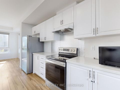 Photo 10 at 35 Thomas Armstrong Lane, Westbrook, Richmond Hill