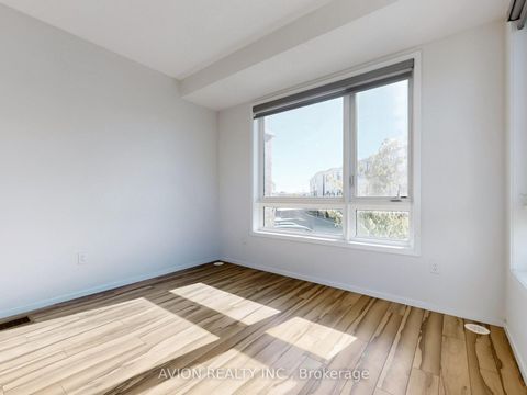 Photo 18 at 35 Thomas Armstrong Lane, Westbrook, Richmond Hill