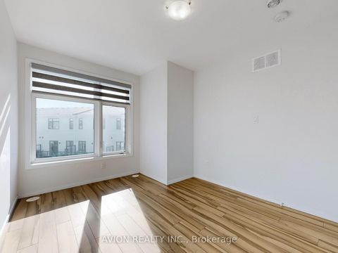 Photo 28 at 35 Thomas Armstrong Lane, Westbrook, Richmond Hill