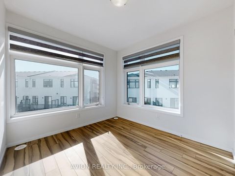 Photo 29 at 35 Thomas Armstrong Lane, Westbrook, Richmond Hill