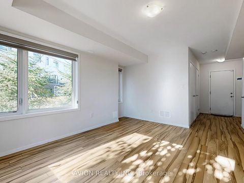 Photo 39 at 35 Thomas Armstrong Lane, Westbrook, Richmond Hill