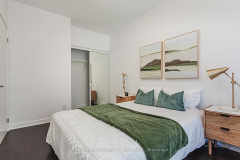 Photo 20 at 107 - 55 Regent Park Boulevard, Regent Park, Toronto