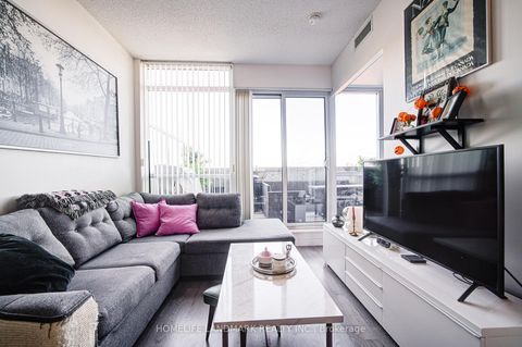 Photo 5 at 505 - 2055 Danforth Avenue, Woodbine Corridor, Toronto