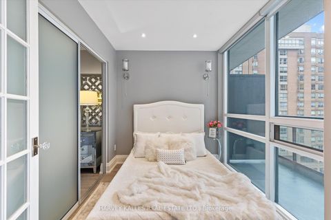 Photo 18 at 1205 - 1121 Bay Street, Bay Street Corridor, Toronto