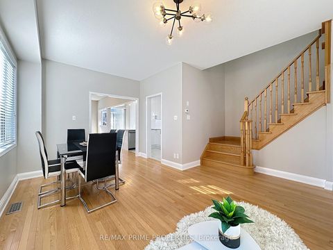 Photo 4 at 117 Big Hill Crescent, Patterson, Vaughan