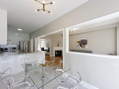 Photo 10 at 117 Big Hill Crescent, Patterson, Vaughan