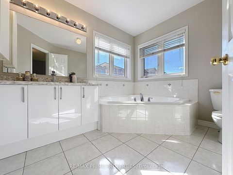 Photo 15 at 117 Big Hill Crescent, Patterson, Vaughan