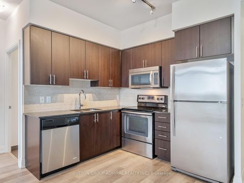 Photo 6 at 1515 - 85 North Park Road, Beverley Glen, Vaughan