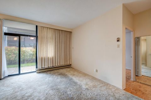 Photo 3 at 5-104 - 50 Old Kingston Road, West Hill, Toronto