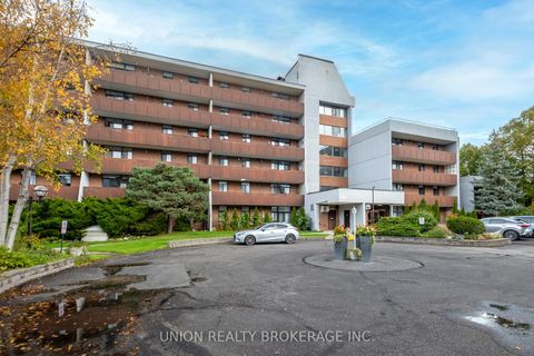 Photo 15 at 5-104 - 50 Old Kingston Road, West Hill, Toronto