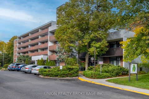 Photo 16 at 5-104 - 50 Old Kingston Road, West Hill, Toronto