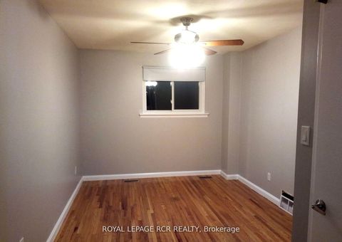 Photo 18 at 15 McDonald Drive, Aurora Heights, Aurora