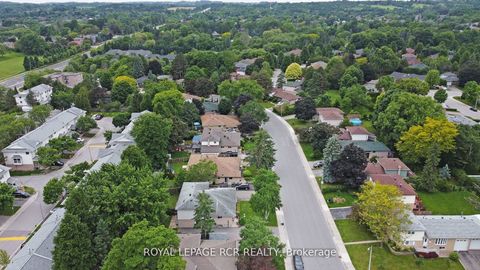 Photo 36 at 15 McDonald Drive, Aurora Heights, Aurora