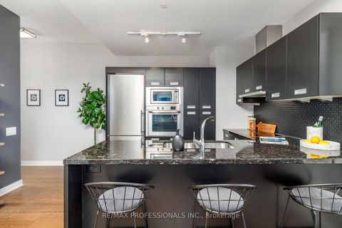 Photo 4 at 911 - 88 Park Lawn Road, Mimico, Toronto