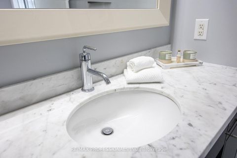 Photo 15 at 911 - 88 Park Lawn Road, Mimico, Toronto