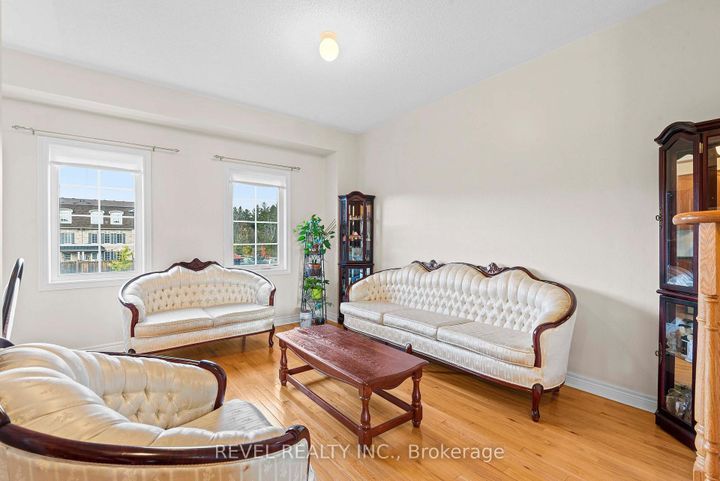 Photo 16 at 1516 Shepway Mews, Duffin Heights, Pickering Photo 16 at 1516 Shepway Mews, Duffin Heights, Pickering