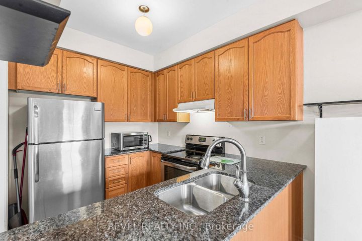 Photo 20 at 1516 Shepway Mews, Duffin Heights, Pickering Photo 20 at 1516 Shepway Mews, Duffin Heights, Pickering