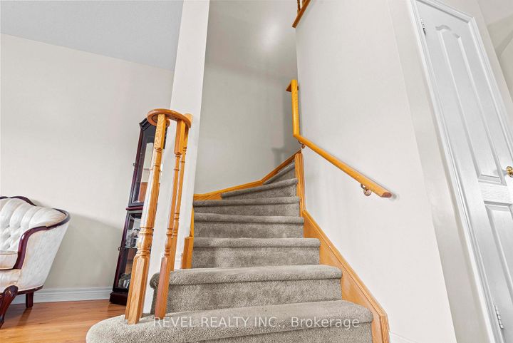 Photo 22 at 1516 Shepway Mews, Duffin Heights, Pickering