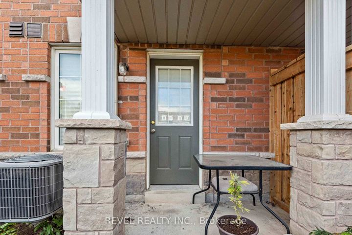 Photo 31 at 1516 Shepway Mews, Duffin Heights, Pickering