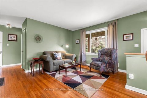 Photo 3 at 1504 Bridge Road, WO West, Oakville