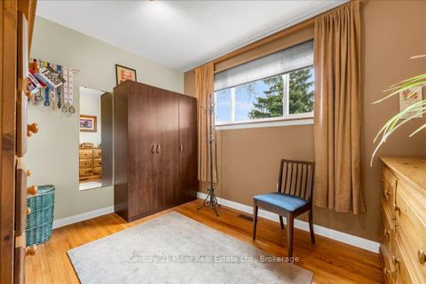 Photo 12 at 1504 Bridge Road, WO West, Oakville