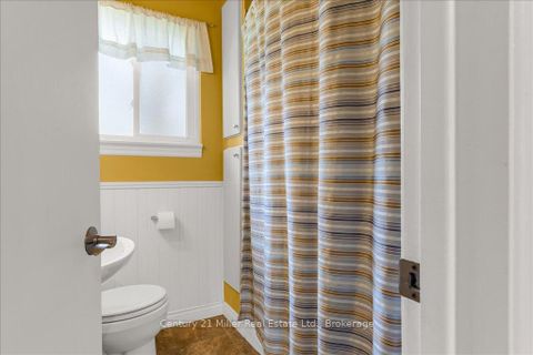 Photo 20 at 1504 Bridge Road, WO West, Oakville