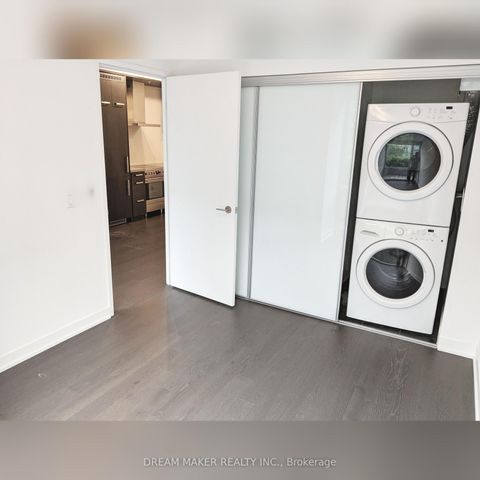 Photo 3 at 4 - 455 Front Street E, Waterfront Communities C8, Toronto