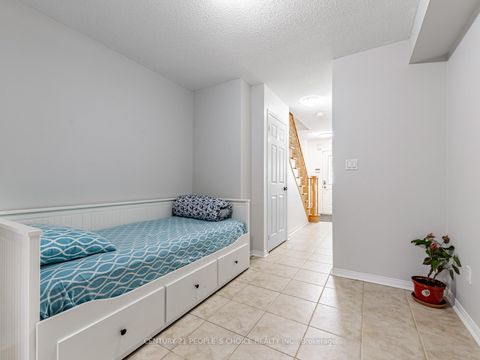 Photo 3 at 5 - 27 West Dean Park Drive, West Deane, Toronto