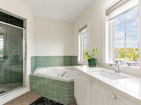 Photo 22 at 5 - 27 West Dean Park Drive, West Deane, Toronto