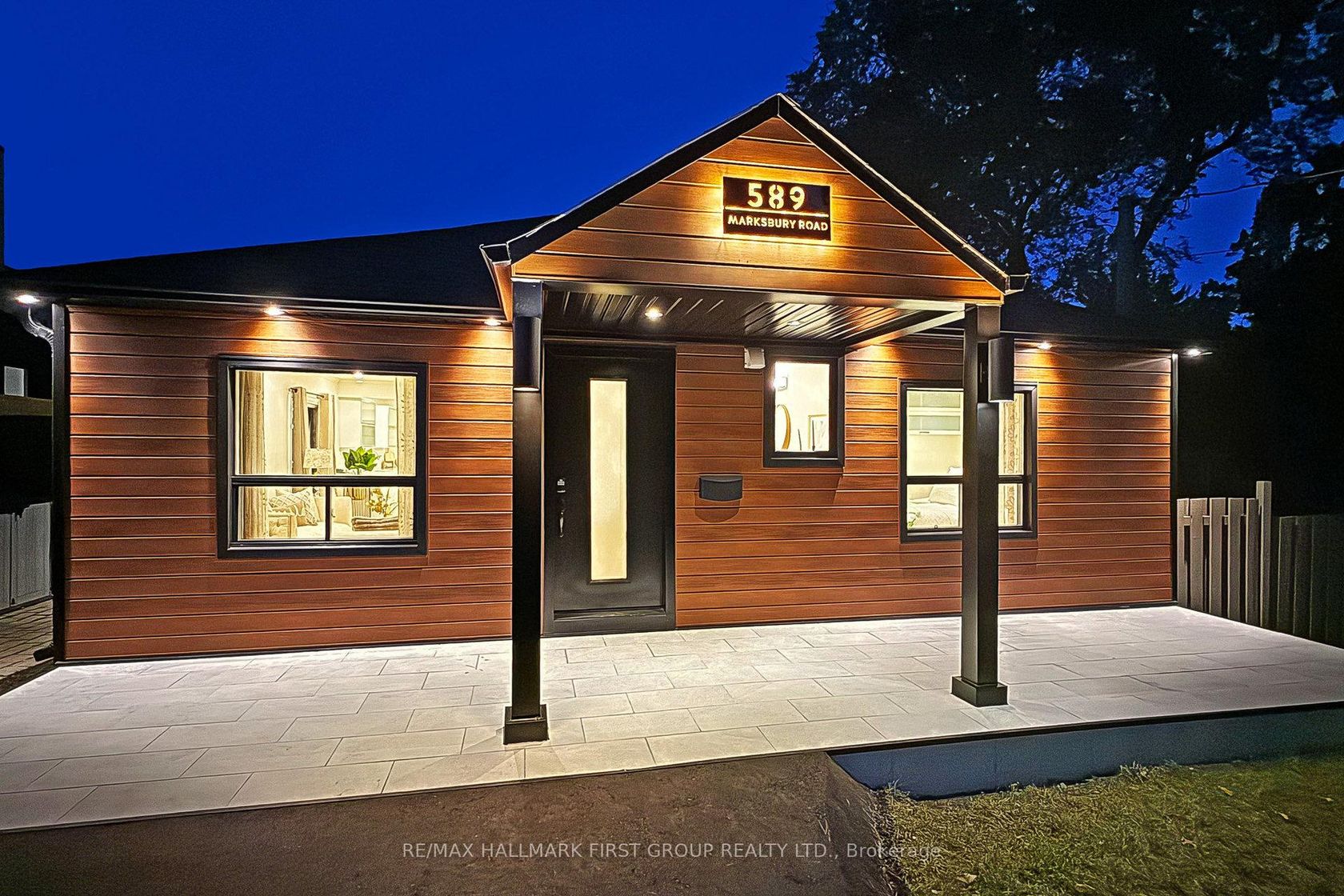 589 Marksbury Road, West Shore, Pickering photo number 2