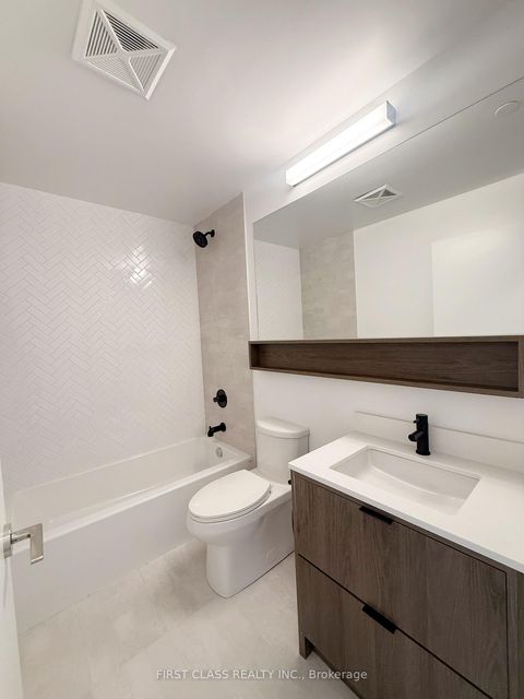 Photo 7 at 709 - 8888 Yonge Street, South Richvale, Richmond Hill Photo 7 at 709 - 8888 Yonge Street, South Richvale, Richmond Hill