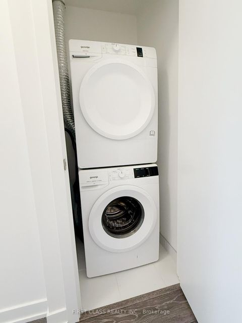 Photo 9 at 709 - 8888 Yonge Street, South Richvale, Richmond Hill