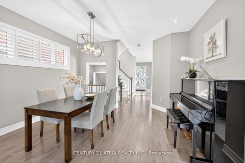 Photo 5 at 43 Novan Crescent, Rural Aurora, Aurora