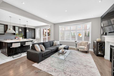 Photo 8 at 43 Novan Crescent, Rural Aurora, Aurora